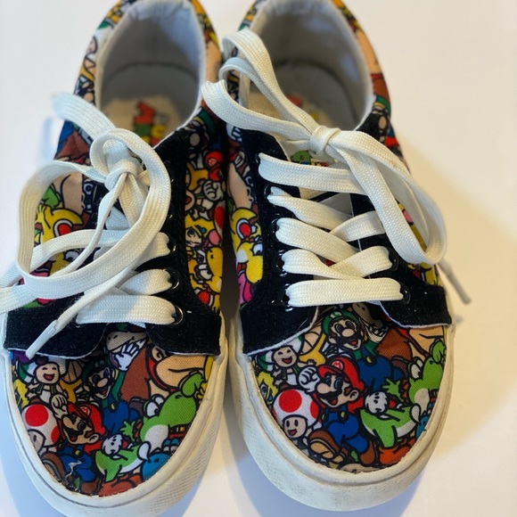 Ground Up Mario boys size 13 lace up shoes - Picture 6 of 6